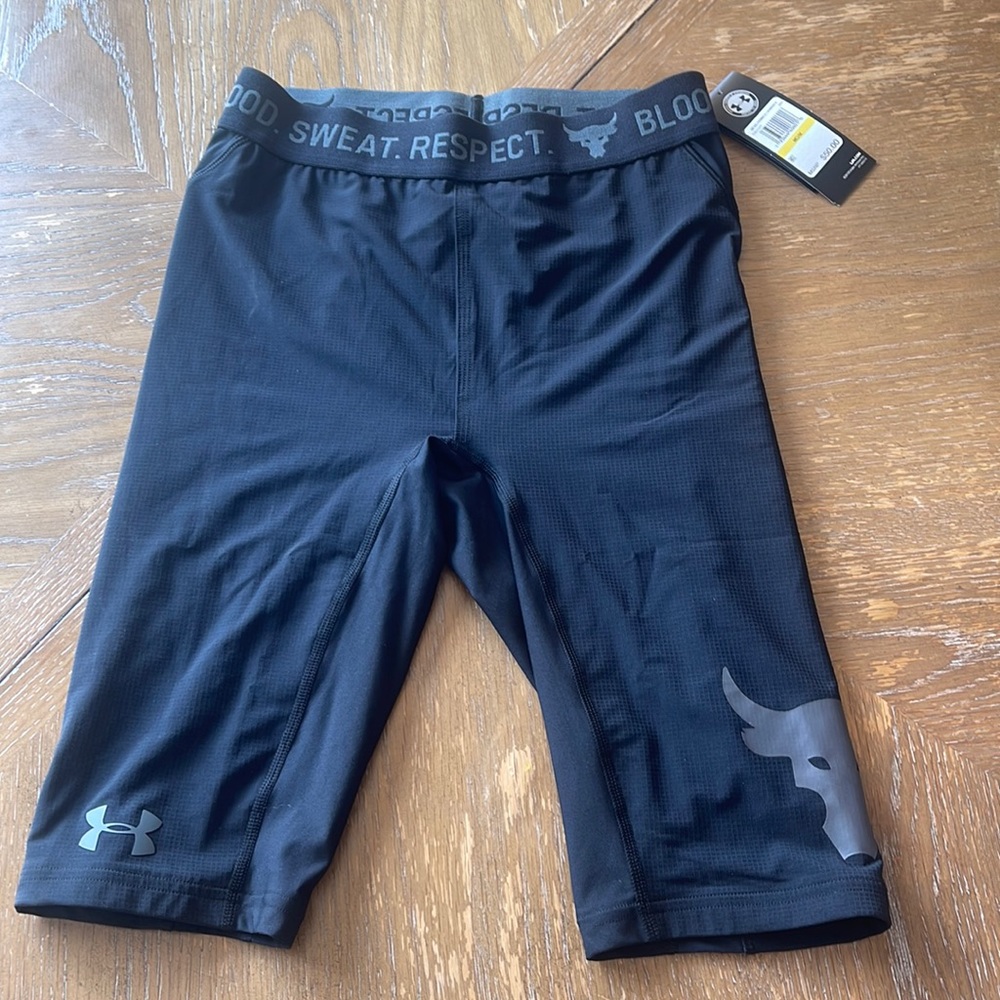 Under Armour project rock short leggings.